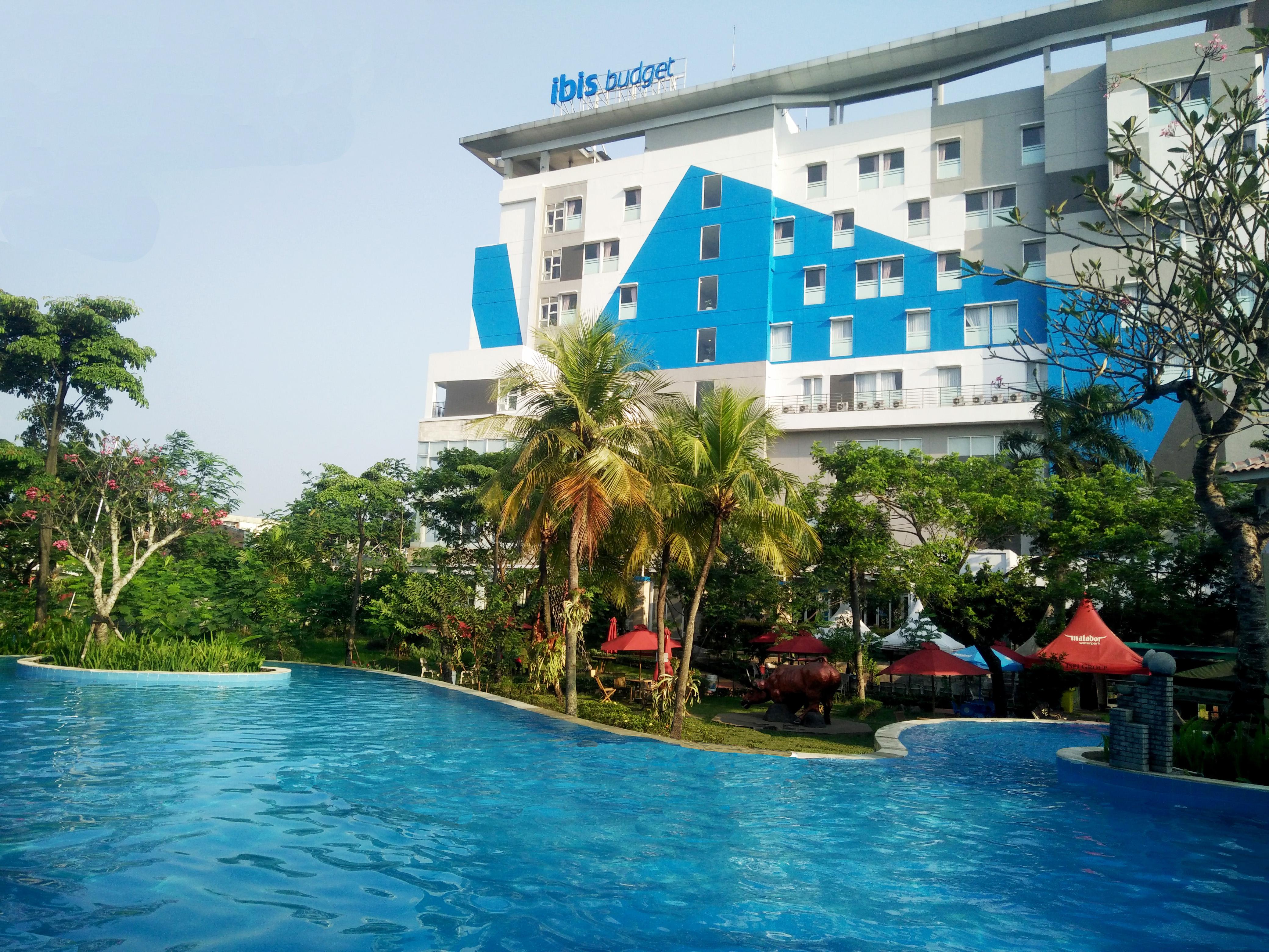 ibis Budget Cikarang Festival Bekasi Eksteriør billede
