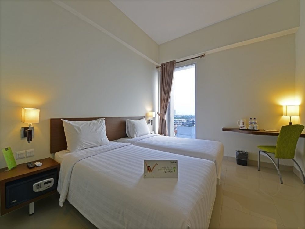 ibis Budget Cikarang Festival Bekasi Eksteriør billede