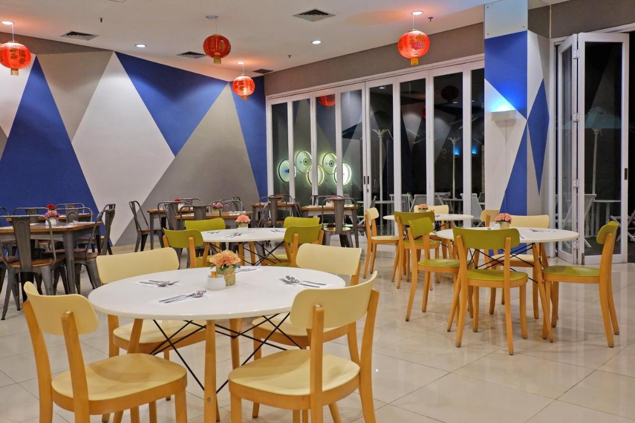 ibis Budget Cikarang Festival Bekasi Eksteriør billede